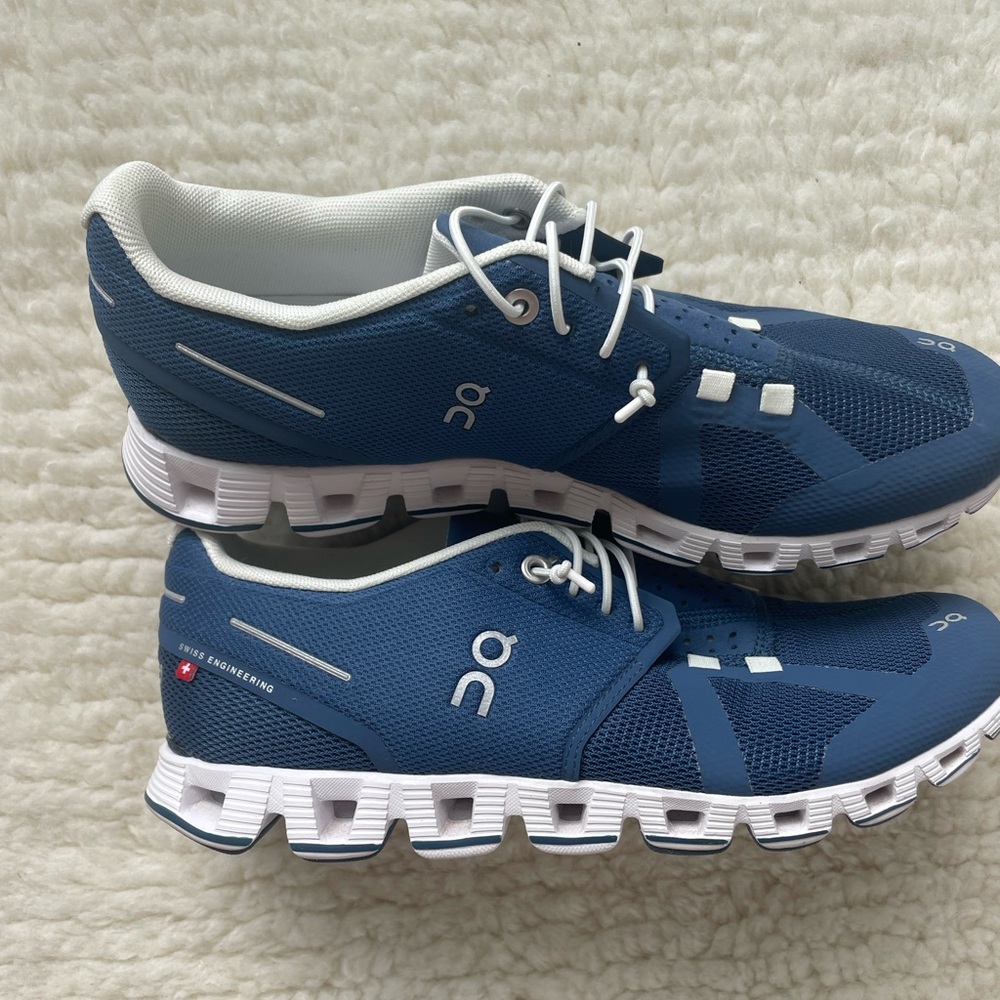 On Cloud Women’s Cloud 5 - image 1